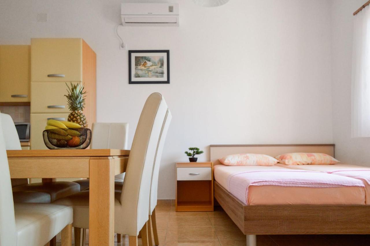 Apartments Turic Проманья Экстерьер фото