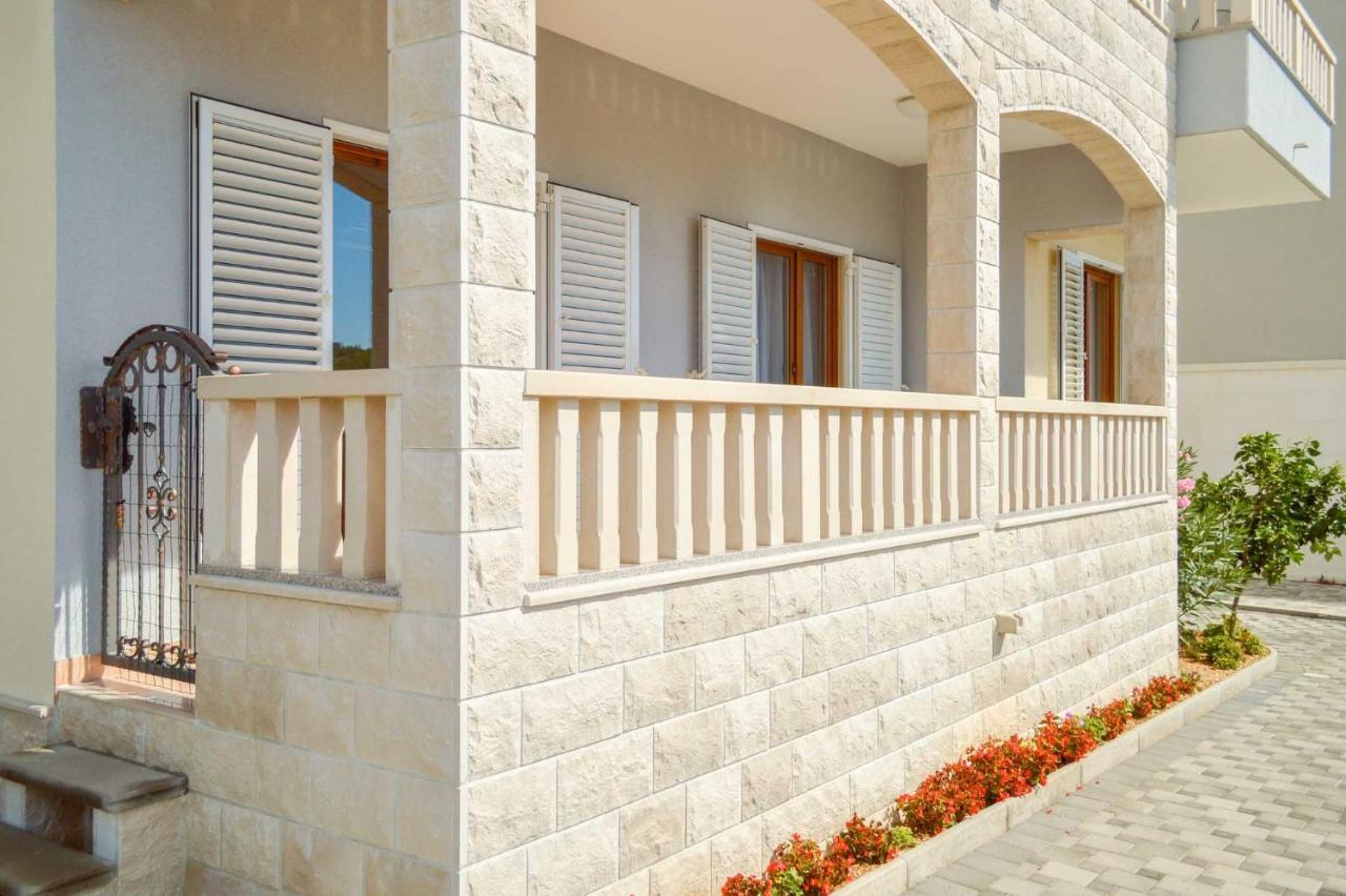 Apartments Turic Проманья Экстерьер фото