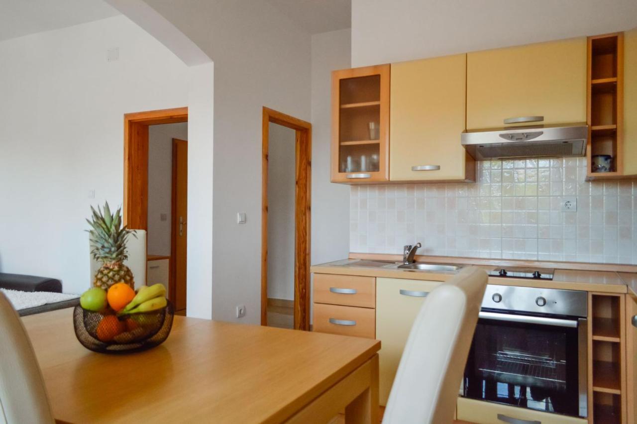 Apartments Turic Проманья Экстерьер фото